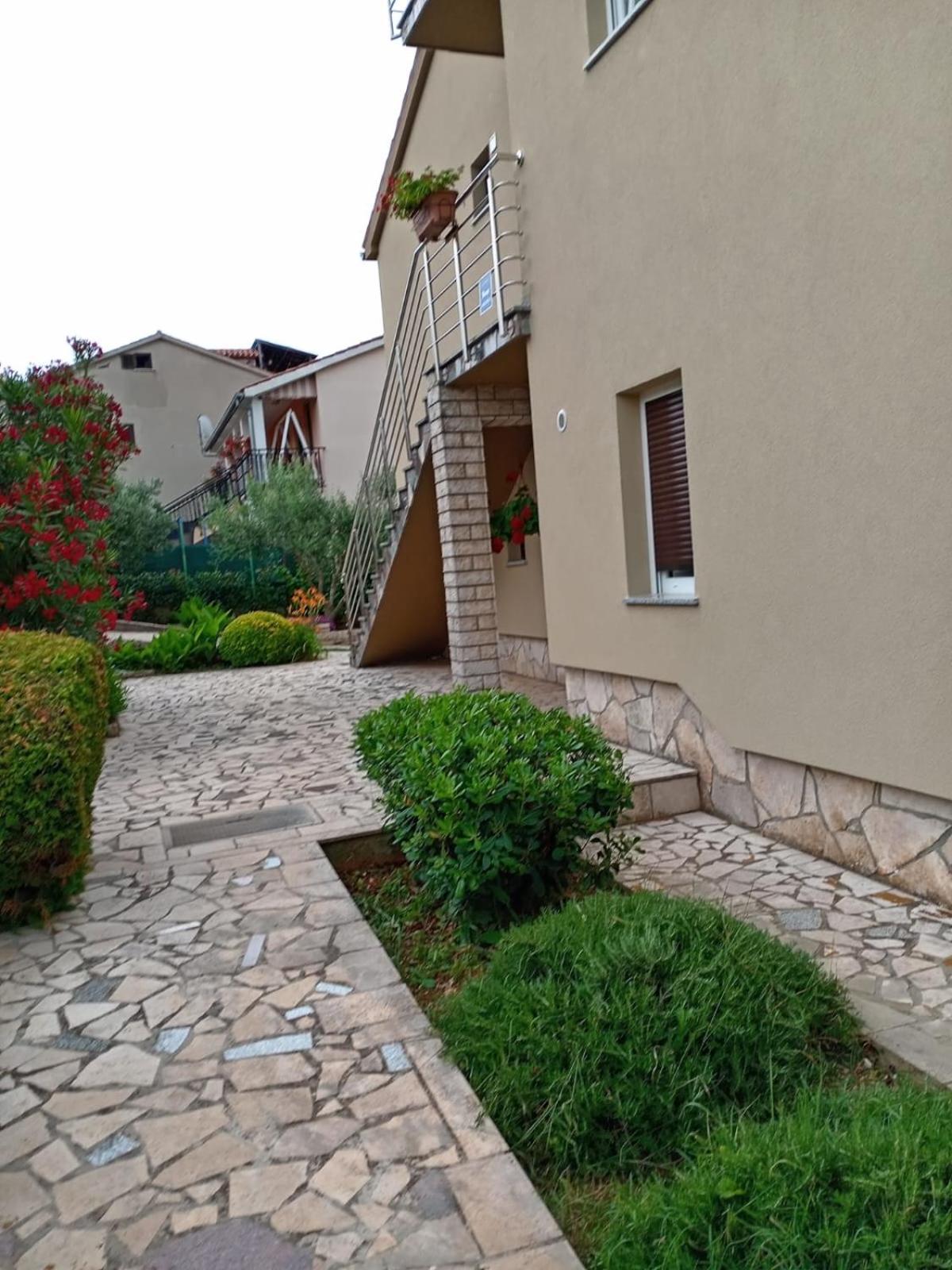 Tomi Apartment Pula Exterior foto
